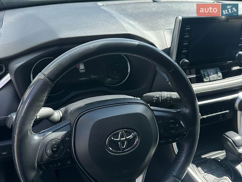 Toyota-12
