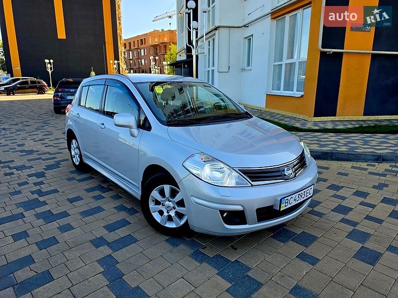 Nissan-23