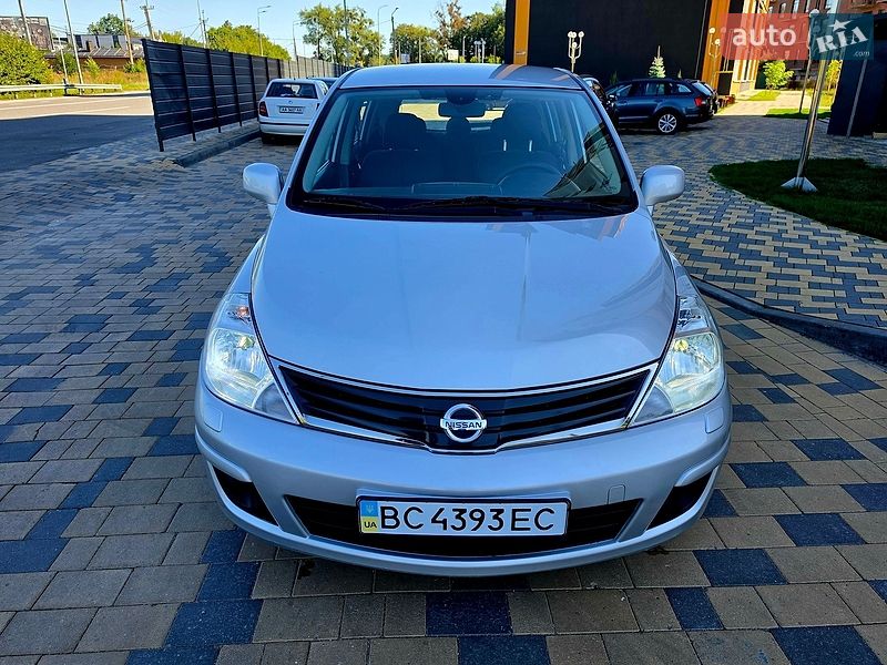 Nissan-16