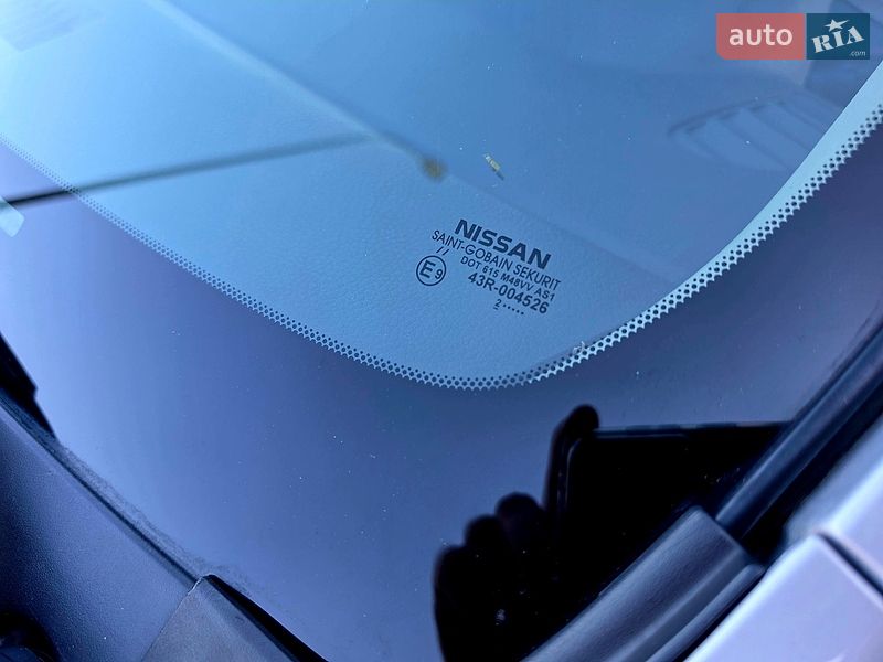 Nissan-17