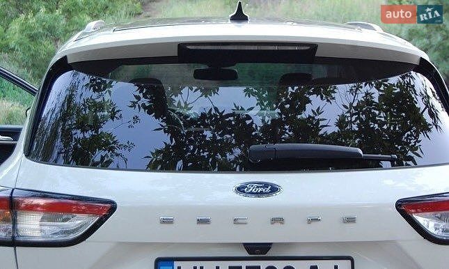 Ford-4