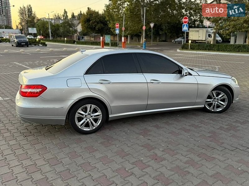 Mercedes-Benz-5