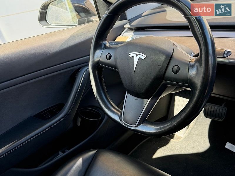 Tesla-4