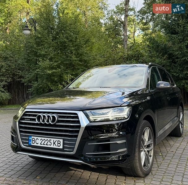 Audi-25
