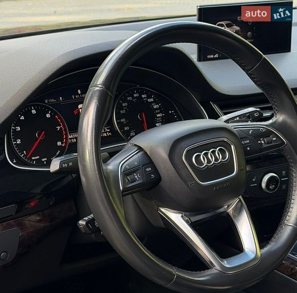 Audi-26