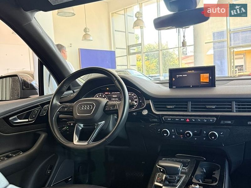 Audi-6