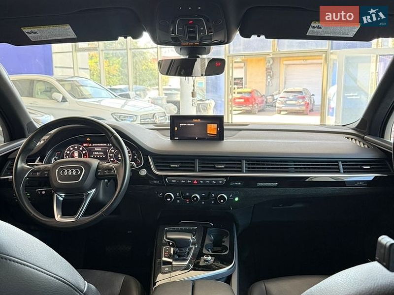 Audi-18