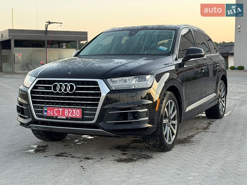 Audi-0
