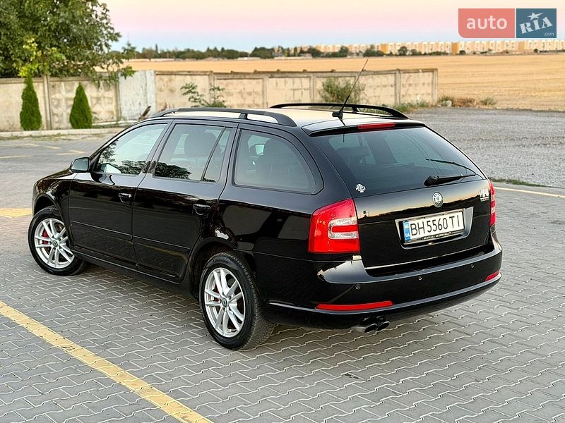 Skoda-40