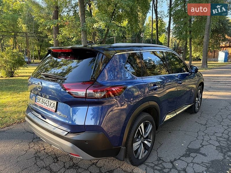 Nissan-8