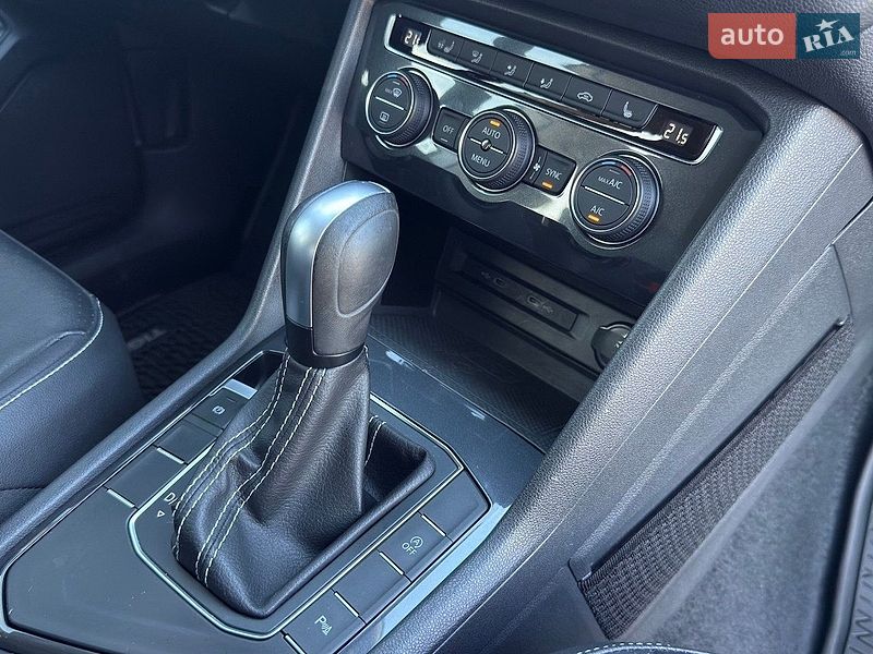Volkswagen-27