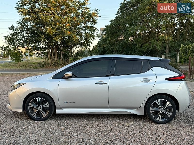 Nissan-10