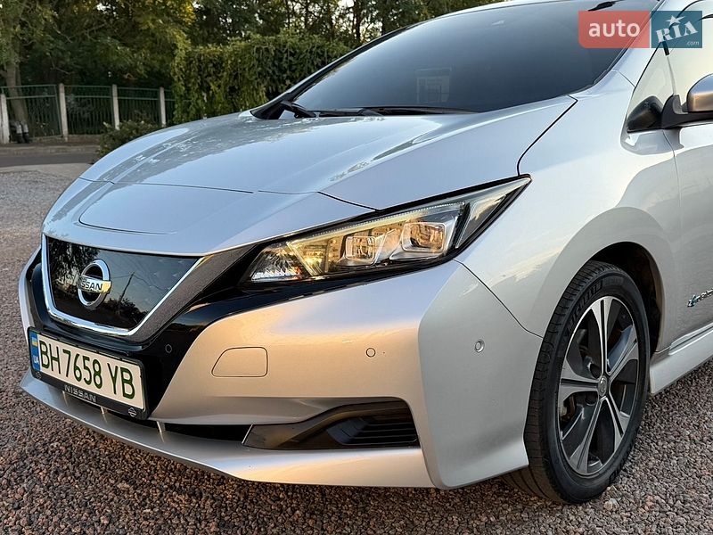 Nissan-8