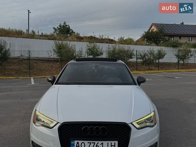 Audi-0