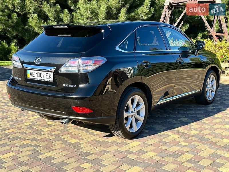 Lexus-39