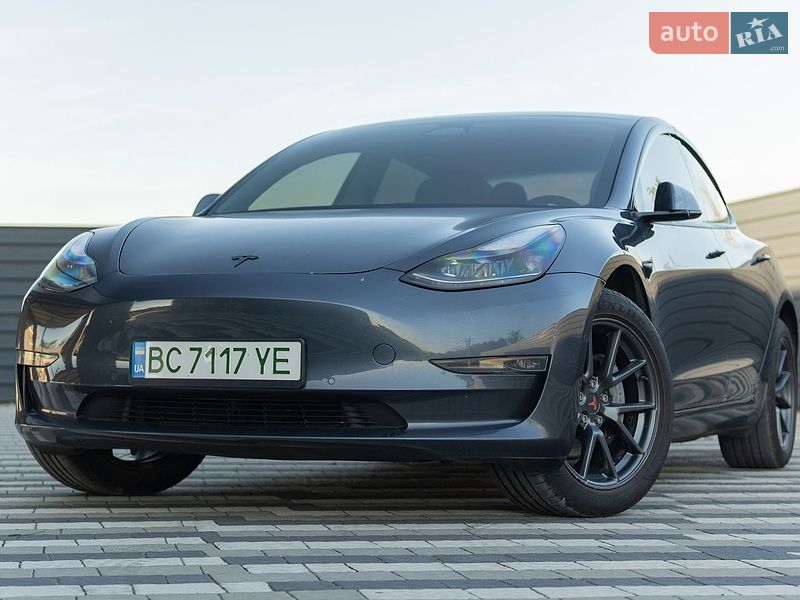 Tesla-39