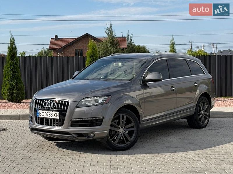 Audi-0