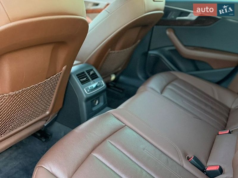 Audi-6