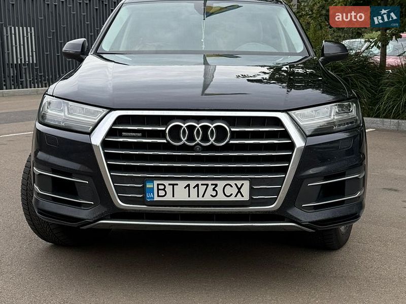 Audi-5