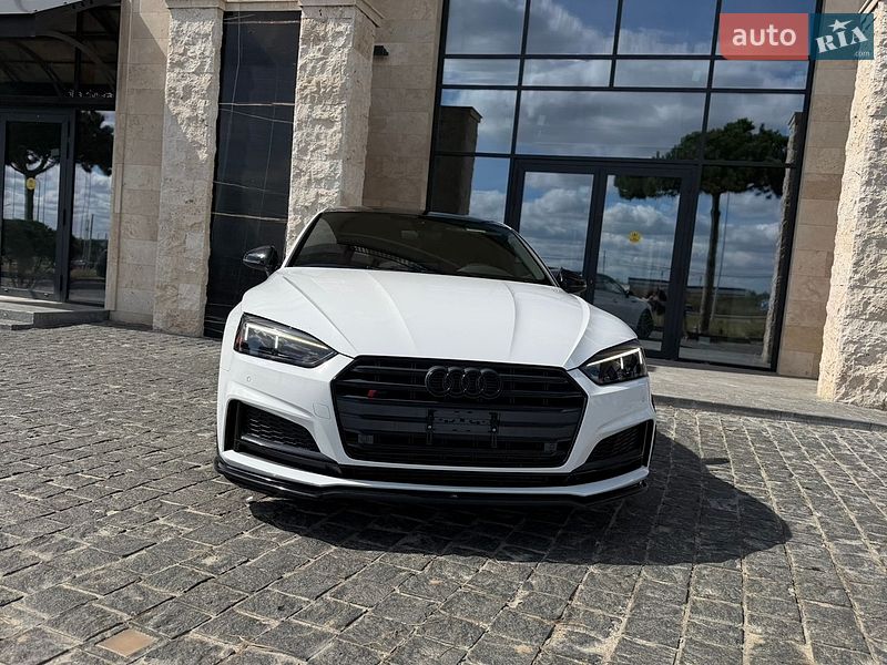 Audi-44
