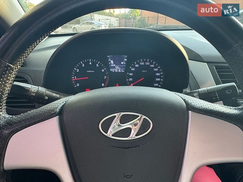 Hyundai-4