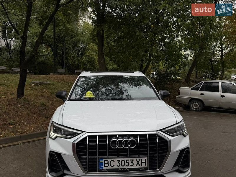 Audi-24
