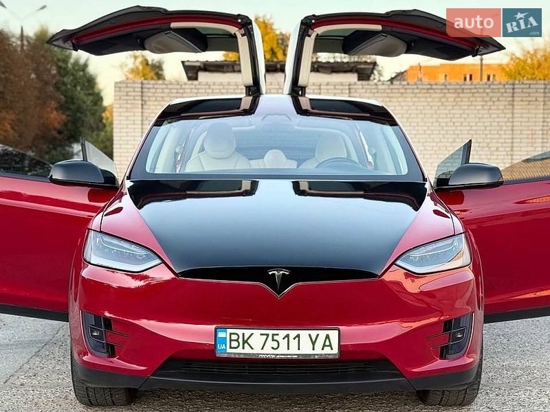 Tesla-18