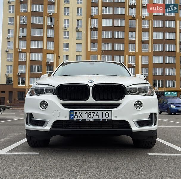 BMW-8