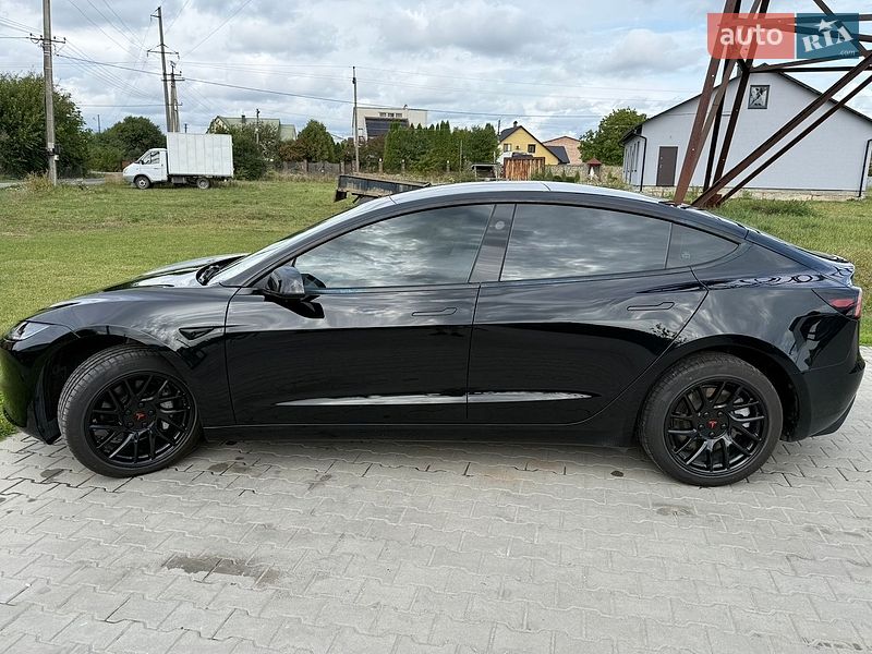 Tesla-19