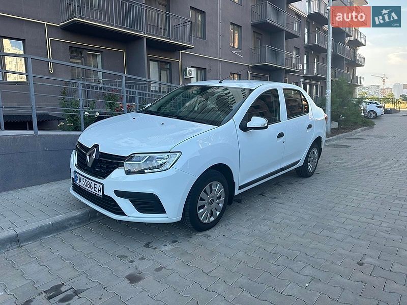 Renault-3