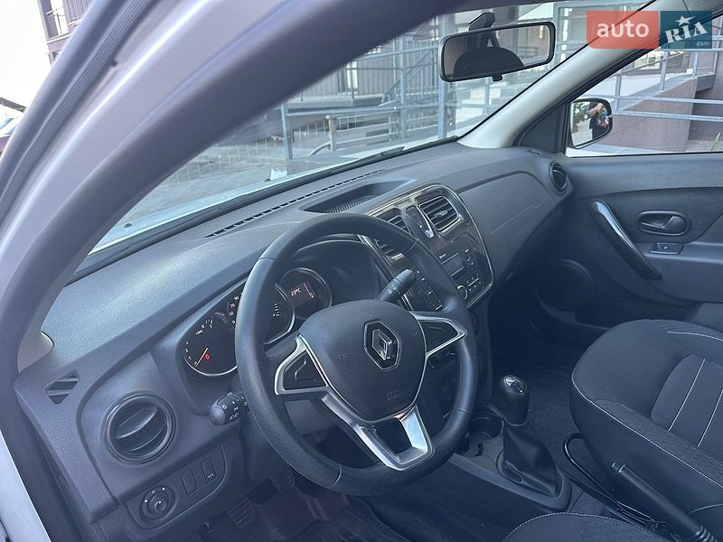 Renault-1