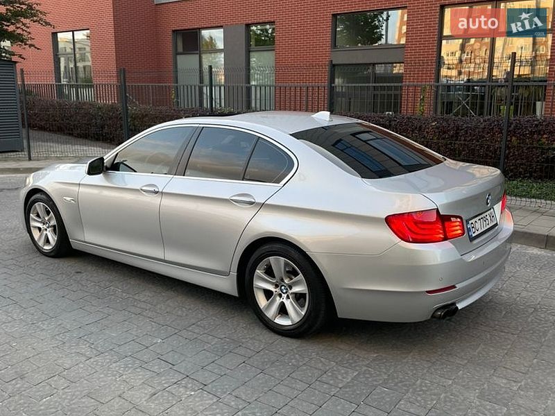 BMW-12