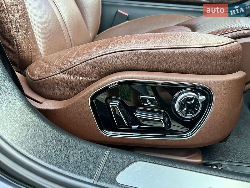 Audi-0