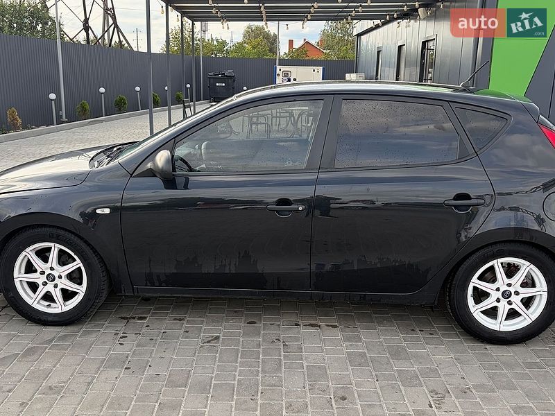 Hyundai-16
