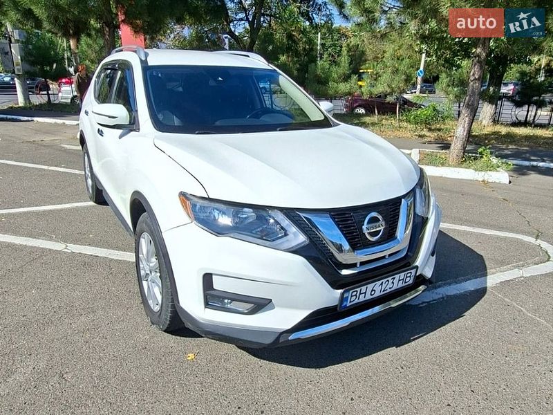 Nissan-0