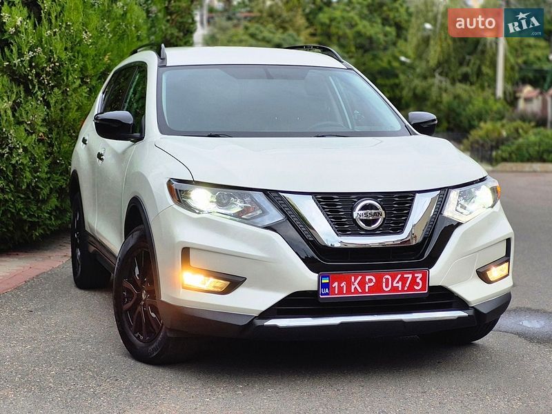 Nissan-12