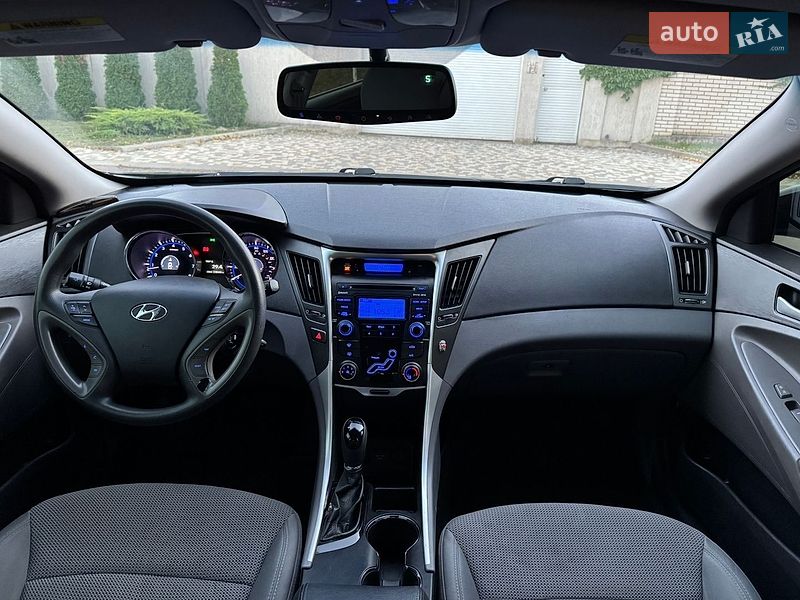 Hyundai-18