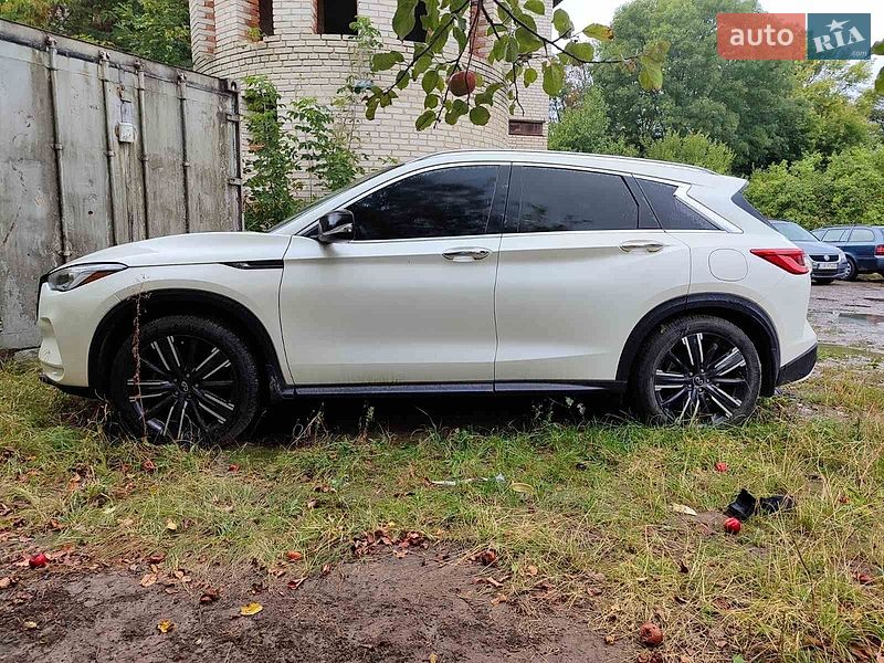 Infiniti-3