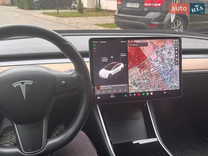 Tesla-3