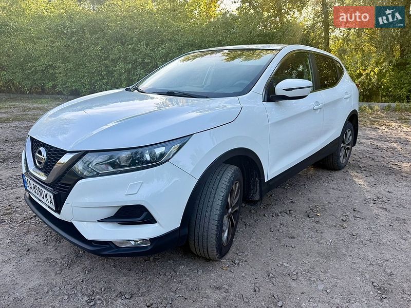 Nissan-19