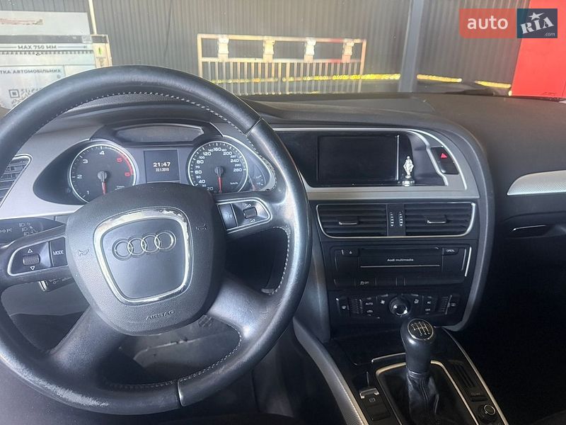 Audi-5