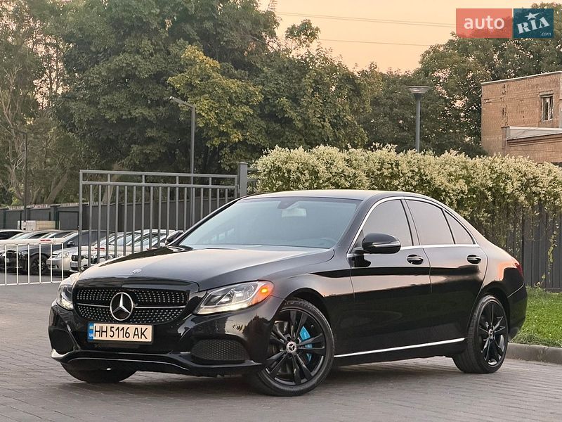 Mercedes-Benz-62