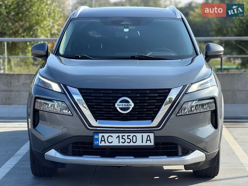 Nissan-14