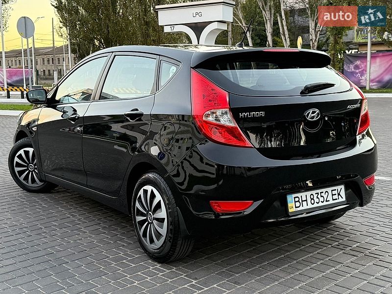 Hyundai-43