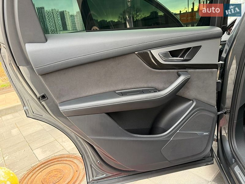 Audi-23