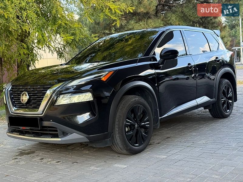 Nissan-17