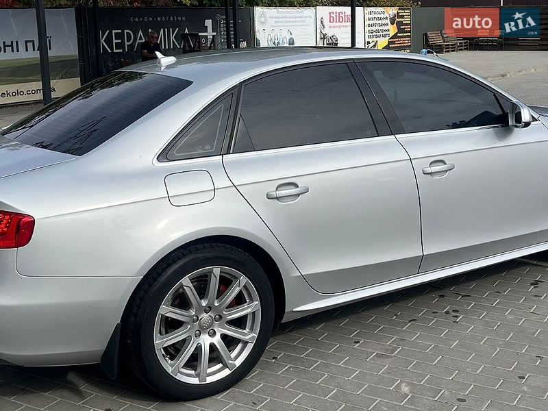 Audi-8