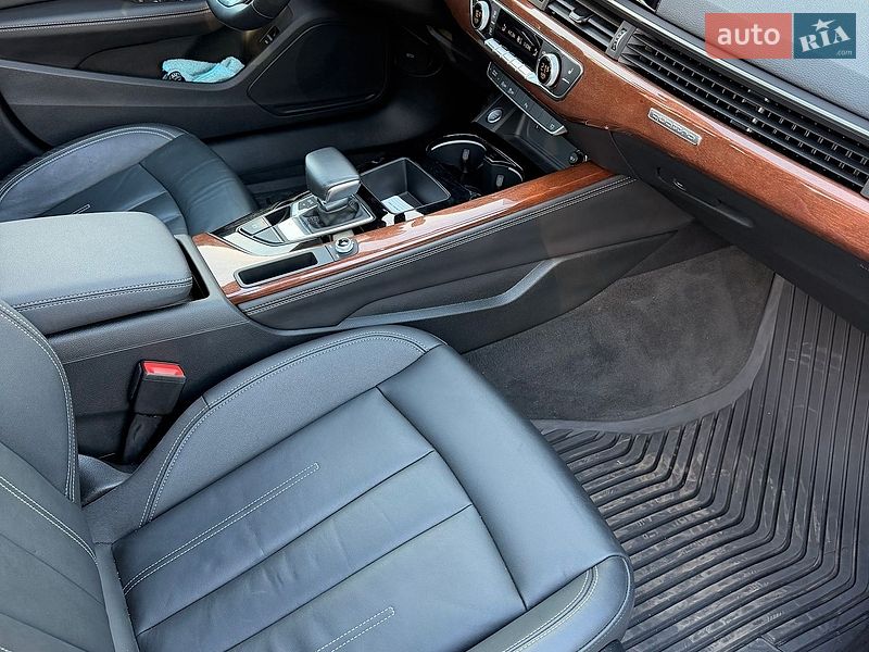 Audi-25