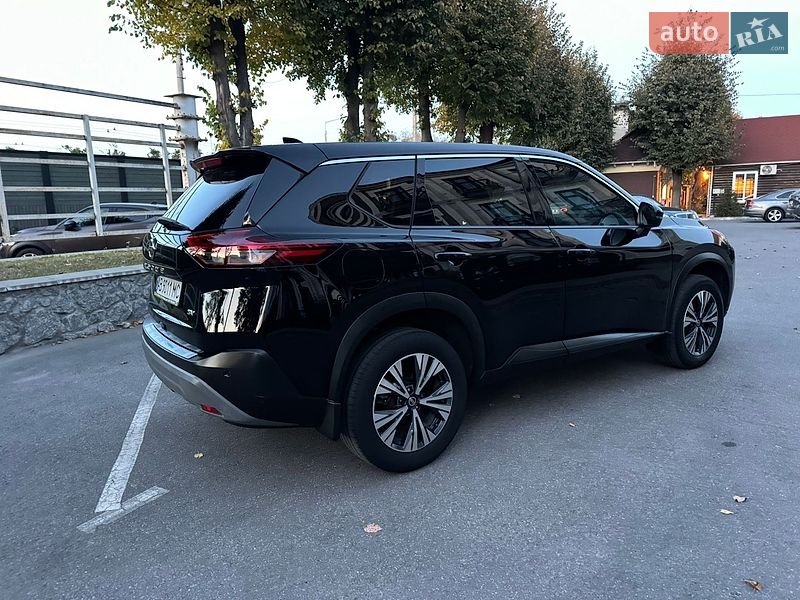 Nissan-46