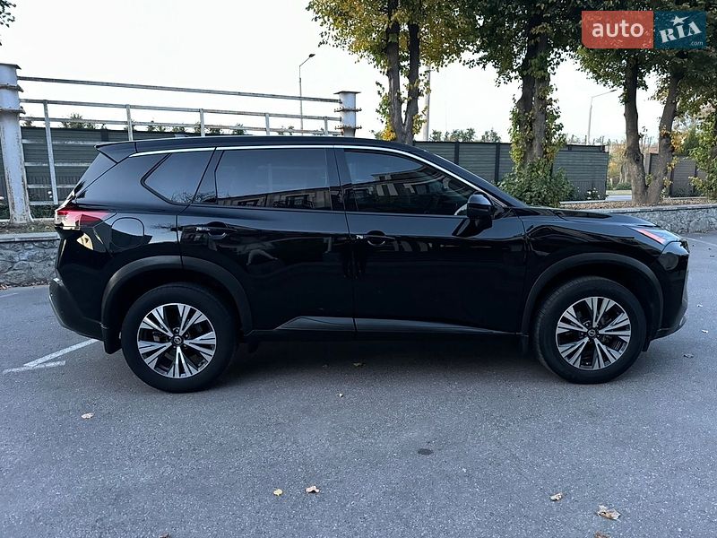 Nissan-49